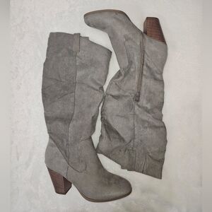 NWT Maurice Darla Tall Scrunch Heel Boots - size 9